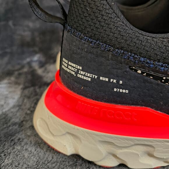 Nike React Infinity Run Flyknit 3 running shoeBlack/Obsidian/Bright Crimson 15 main image 7